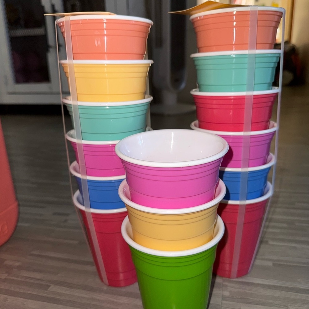Colorful Mini Plastic Cups Set